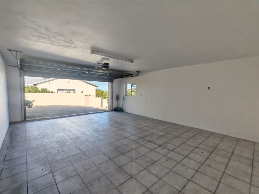 3 Bedroom Property for Sale in Lovemore Heights Estate Eastern Cape
